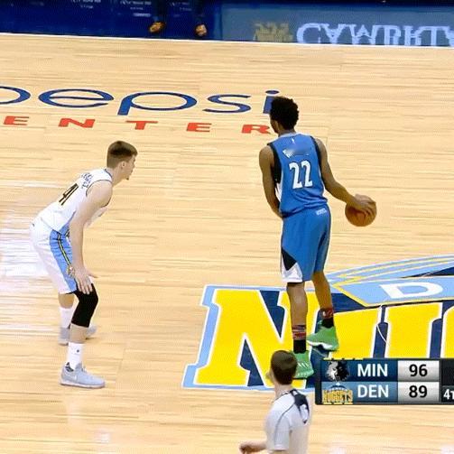 加油加油明天八点对阵掘金#金州勇士[超话]##掘金vs勇士# ​​​