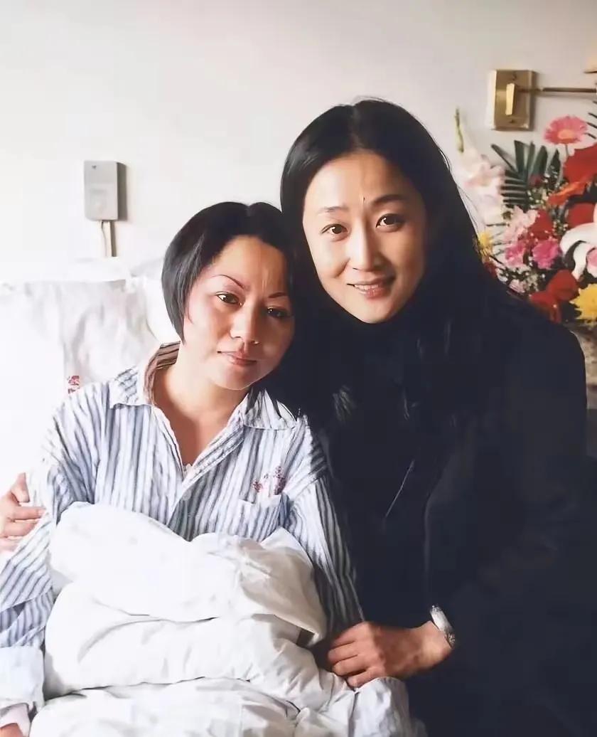 2001年的一天，南海上空发生了件让所有中国人揪心的事。海军航空兵飞行员王伟在执