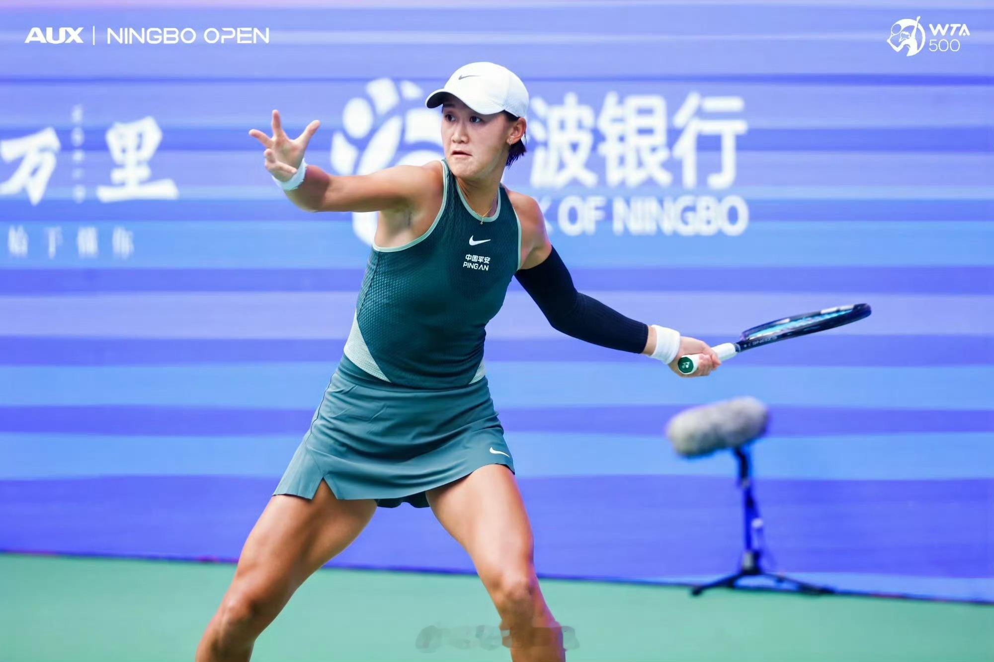 左妹终于爆发一下了！WTA500宁波站首轮，王曦雨以6-2/6-0横扫拉克希莫娃