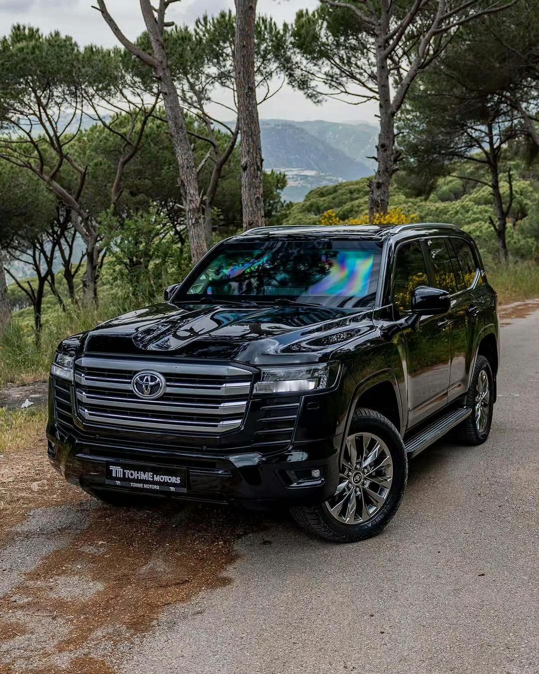 丰田 Land Cruiser LC300 GX-R[酷][酷] ​​​