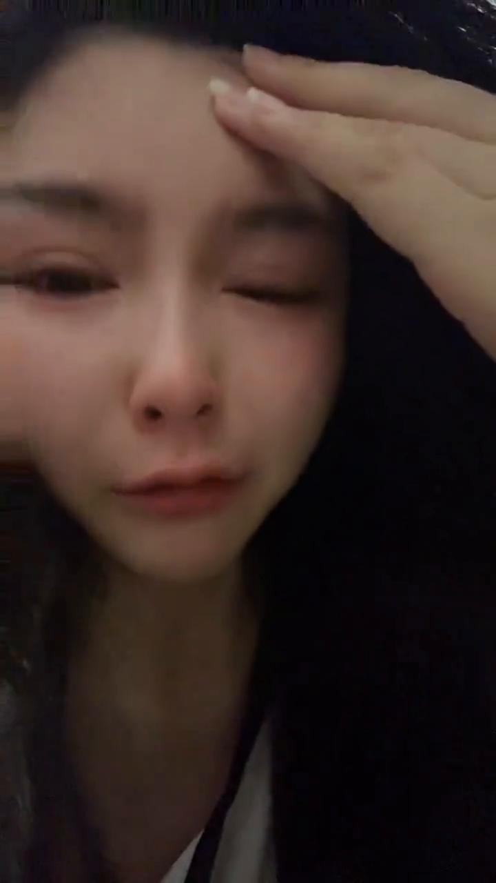 我真的不知道为什么，我为什么做什么都亏欠我。我不知道为什么总是亏，我不管做什么都