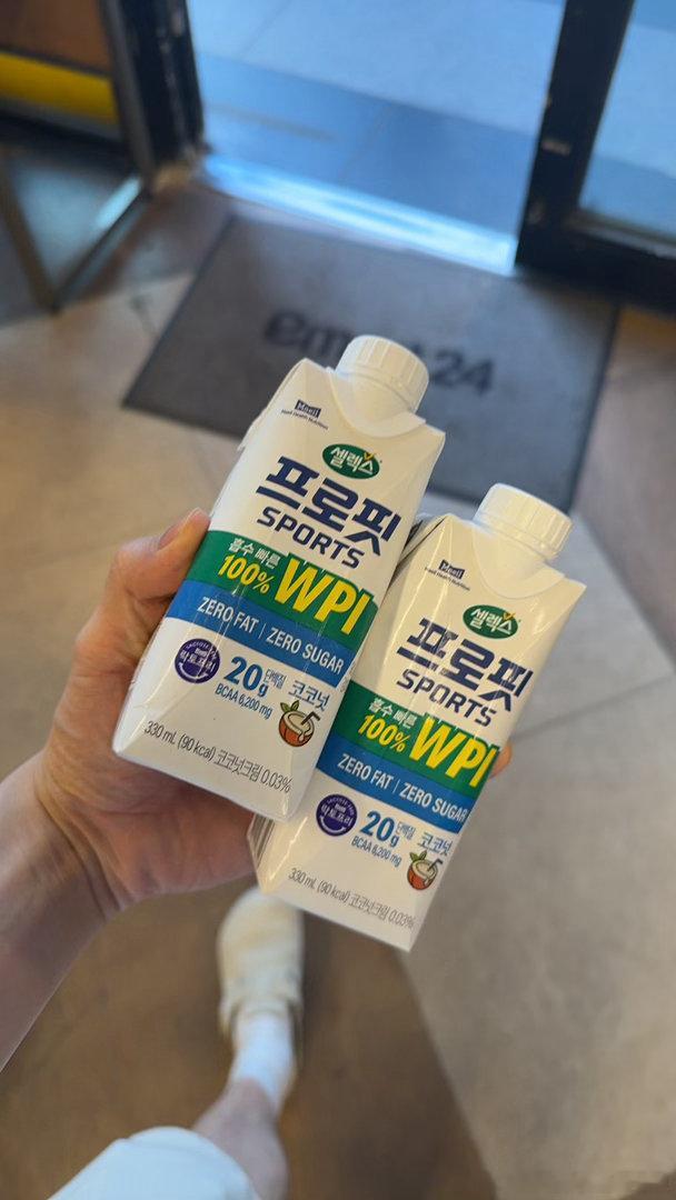 韩国人最好的发明 20g蛋白质 乳清分离 和椰子水尝起来一模一样 ​​​