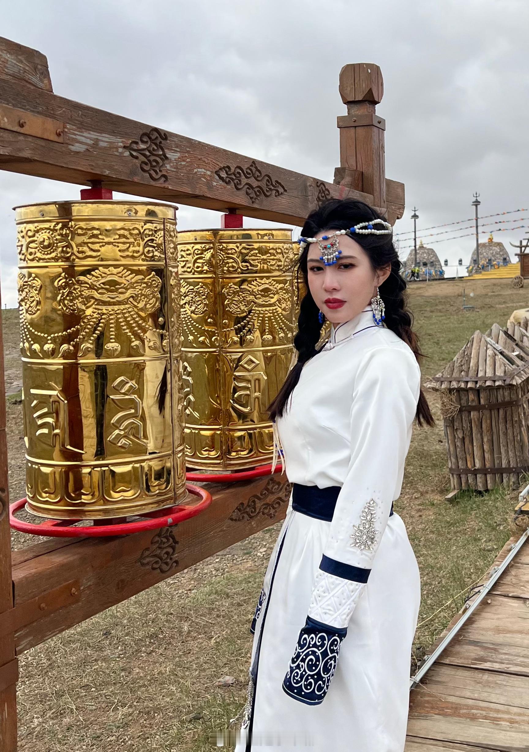 不想当牛马了想去养马 ​​​