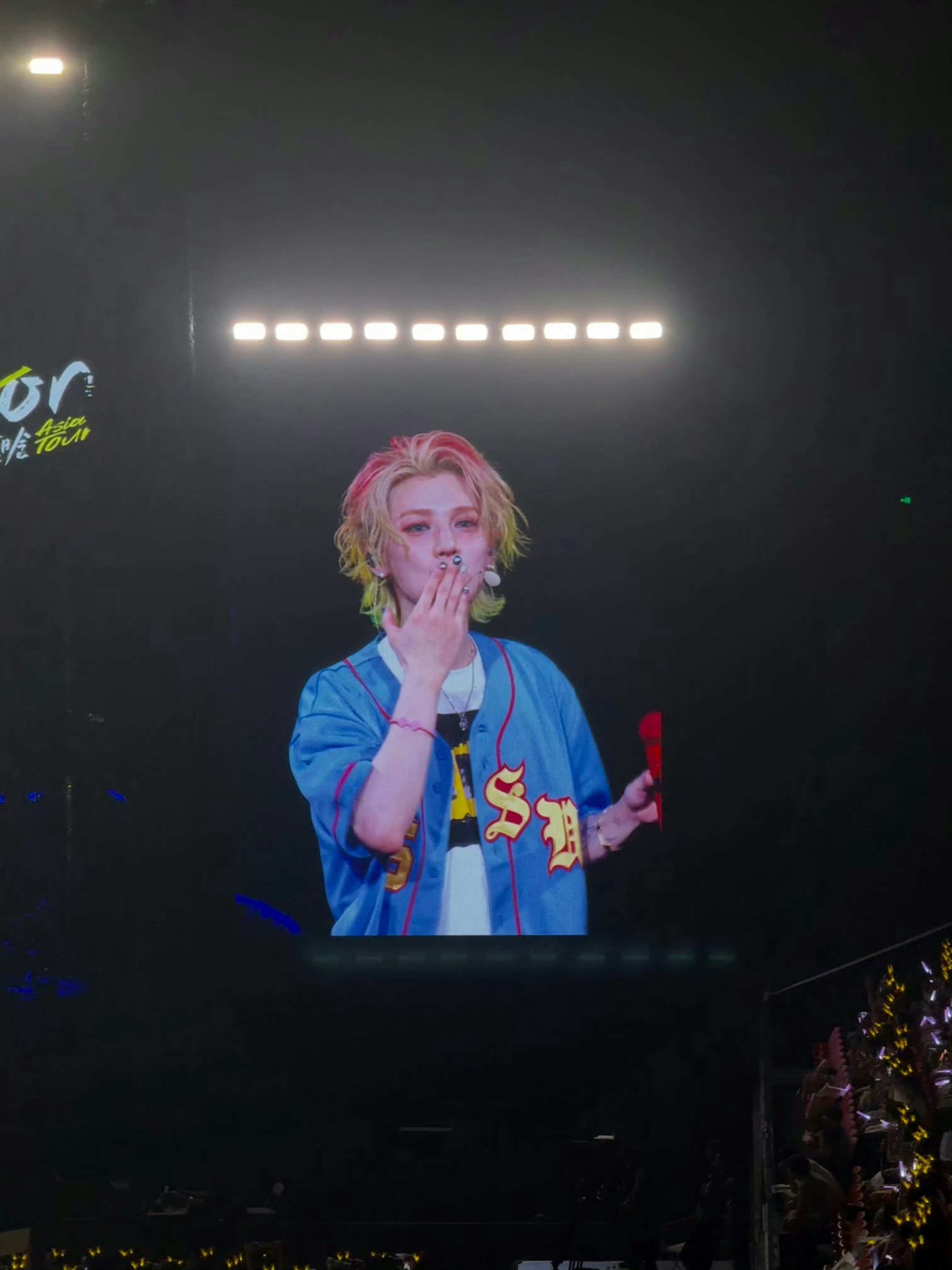 夸帅或者漂亮可能是看到外在的容貌、但是可爱就不一样了、他的性格好可爱、他的样子好