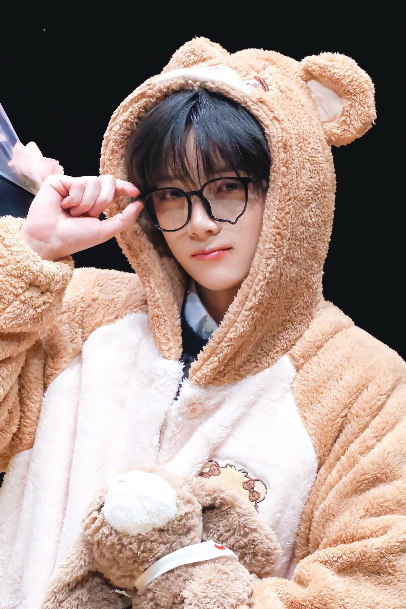 哎哟我去萌死了😭 