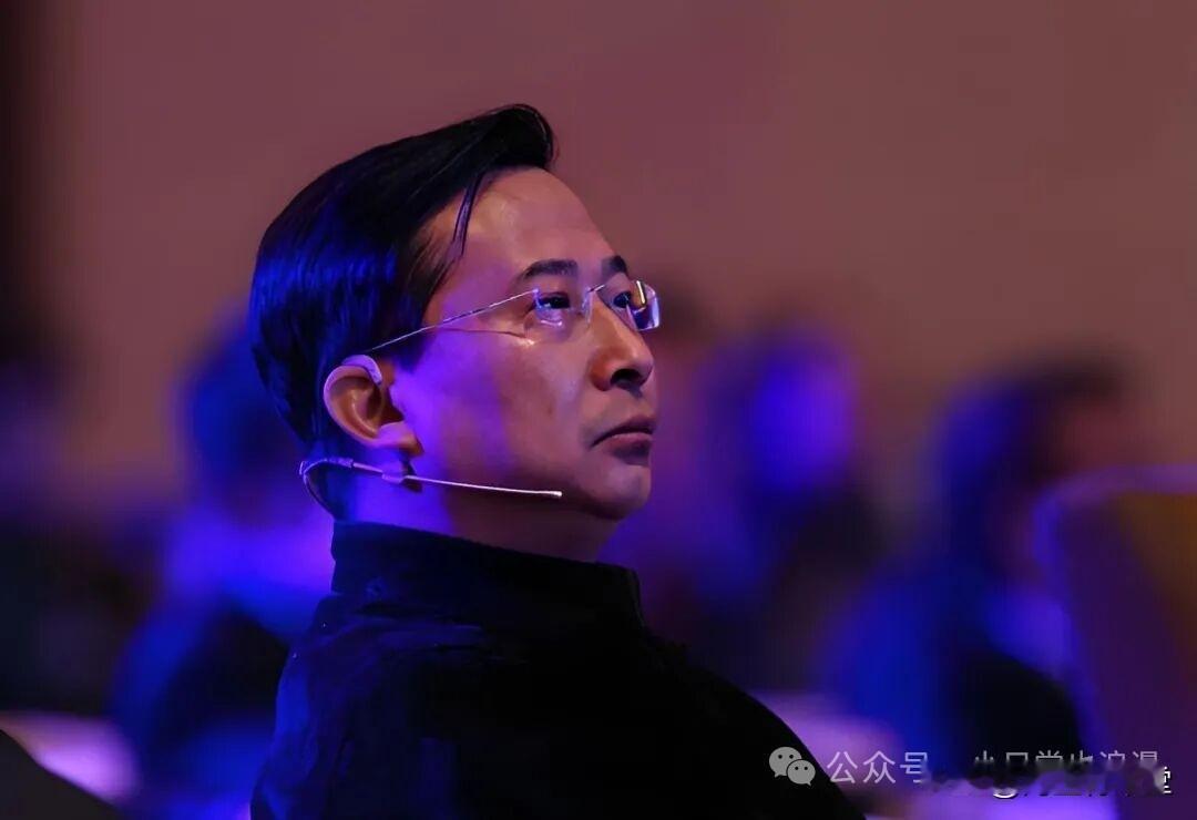 母校：该怎样做“母”？

儿不嫌母丑，母更不会嫌儿丑。近日，OPPO一则“我妈有