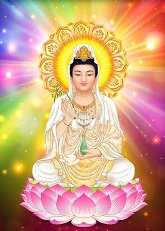 曾经走得辛苦的路，渐渐要顺起来了。事业见喜，财禄渐丰，家人安康，所念之人有回应，