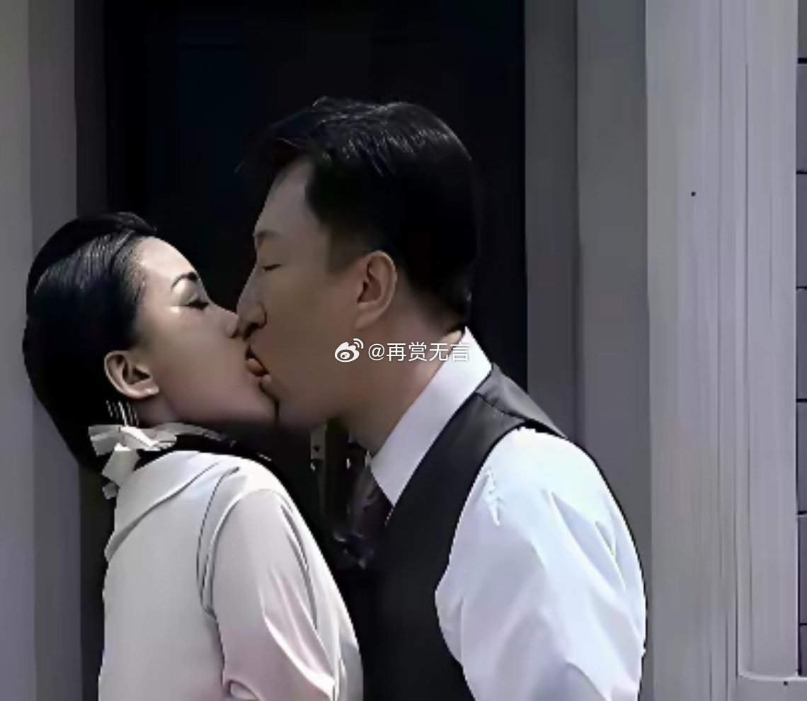 孙红雷跟这个女演员有伸舌头，跟姚晨没有伸，是她魅力不够吗？ 