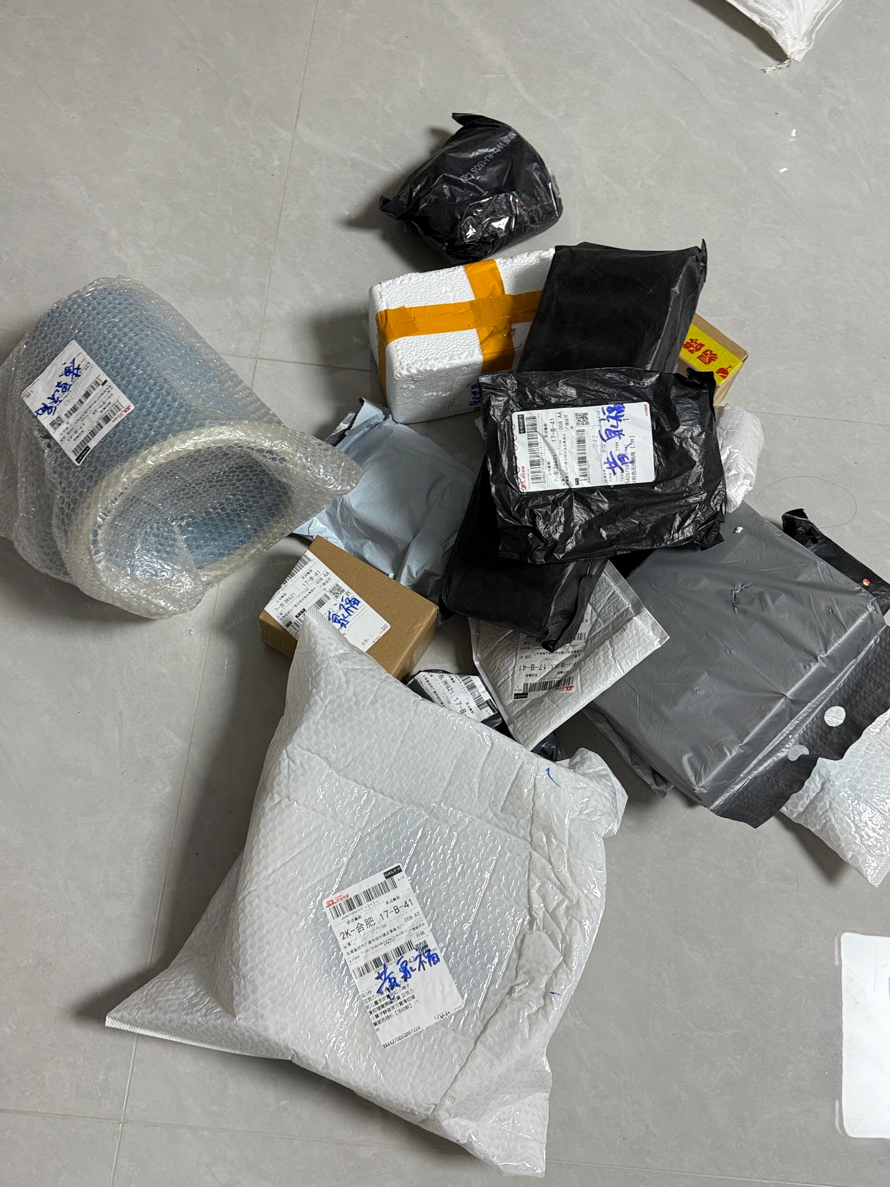 谁懂薅羊毛的快乐最近一直沉迷于各处薅羊毛最实用的抽纸、湿纸巾、袜子、垃圾桶还有性