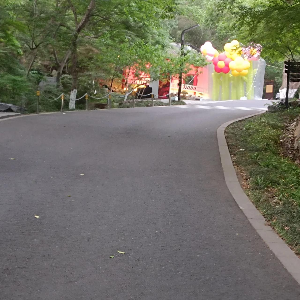 我想问问天下所有男同胞们
真的会有男人爱一个女人爱到到骨子里吗？
看了很多短剧很