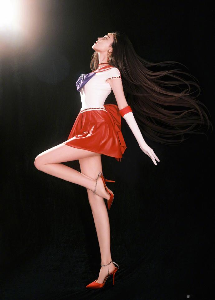 娜扎万圣节cos美少女战士 我们娜扎真的也太好看了吧 真的就是从漫画里走出来的人