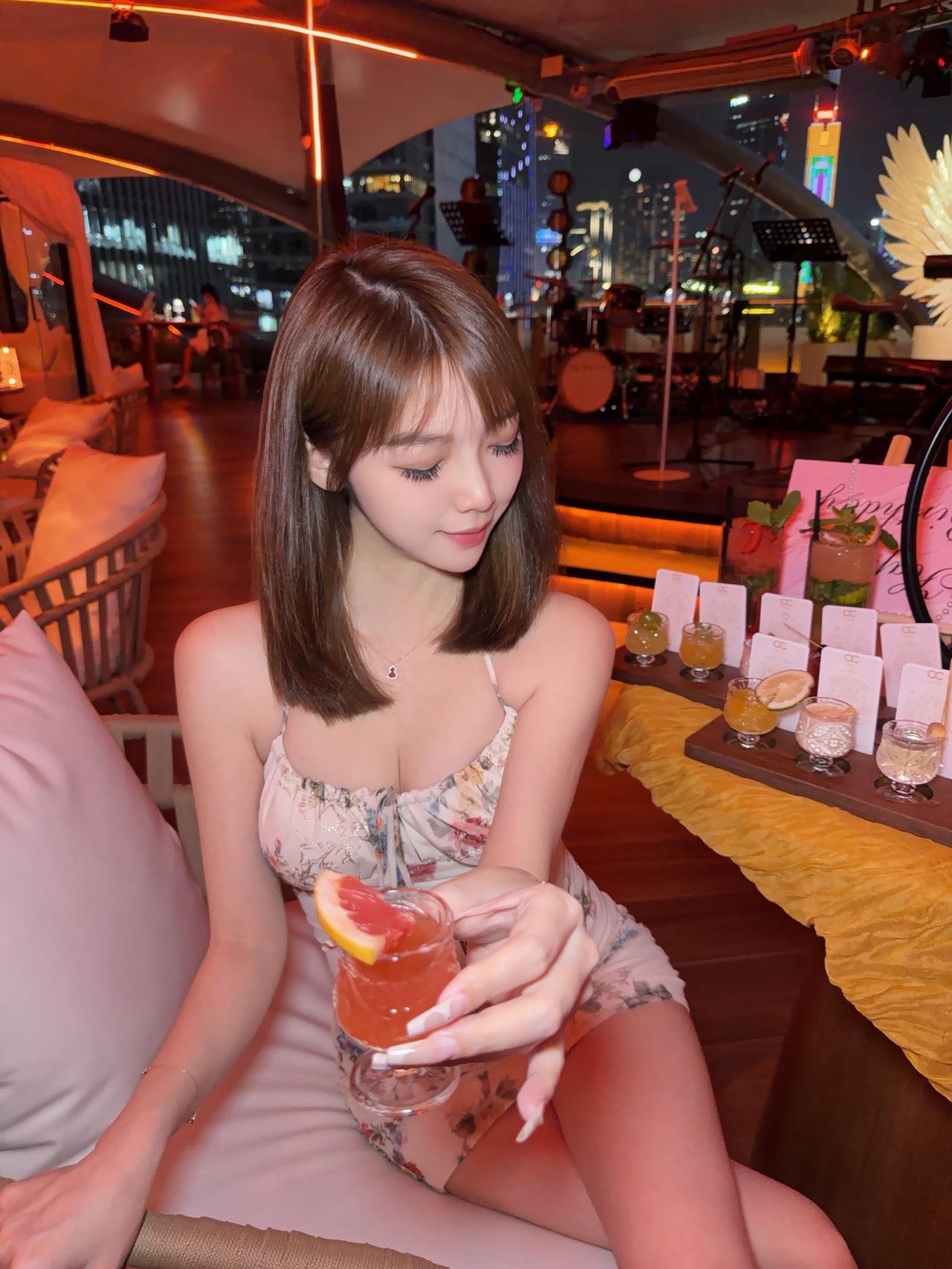 某天我也会成为你口中十恶不赦的女人吗