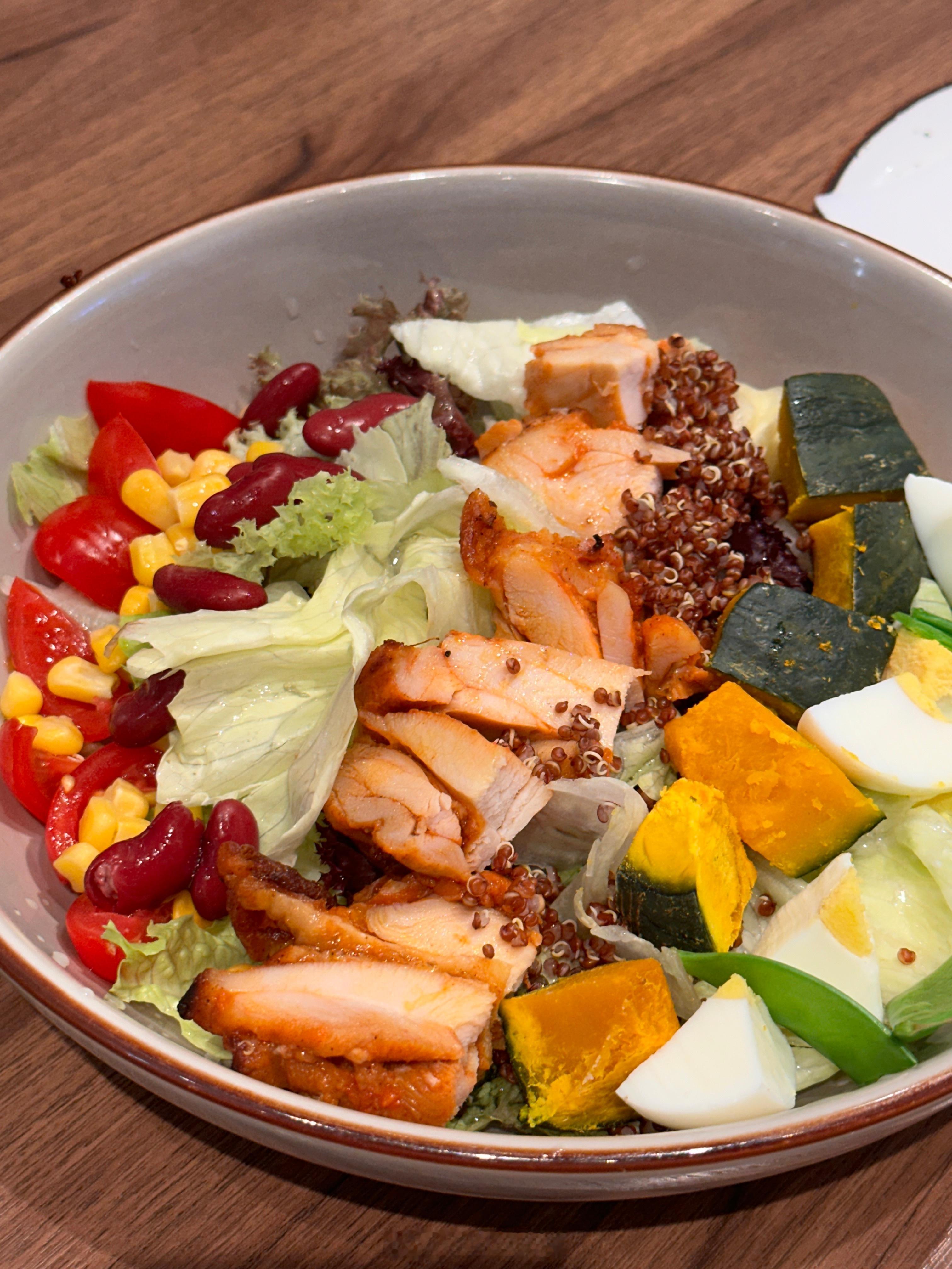 我来了！！今天也太热了(´Д｀)💦洗了两次头 ​​​