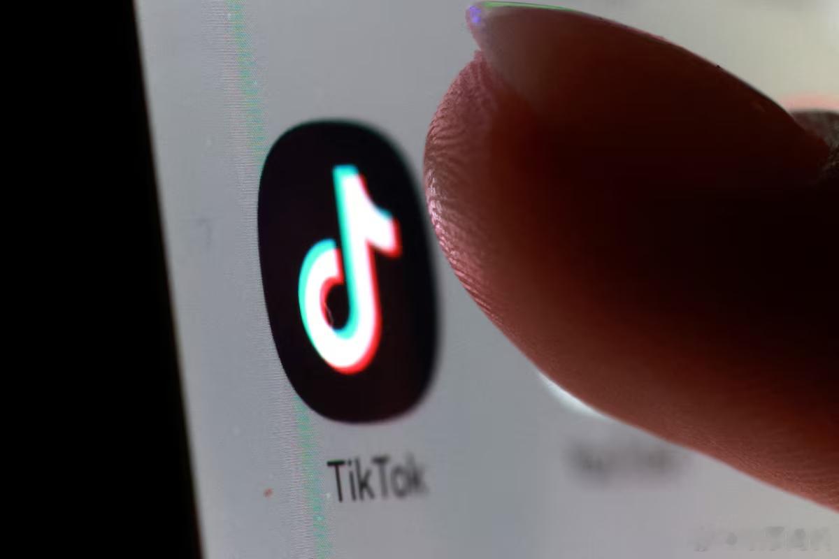 【美国司法部称，联邦雇员可以在政府设备上下载TikTok】（路透社）——美国司法
