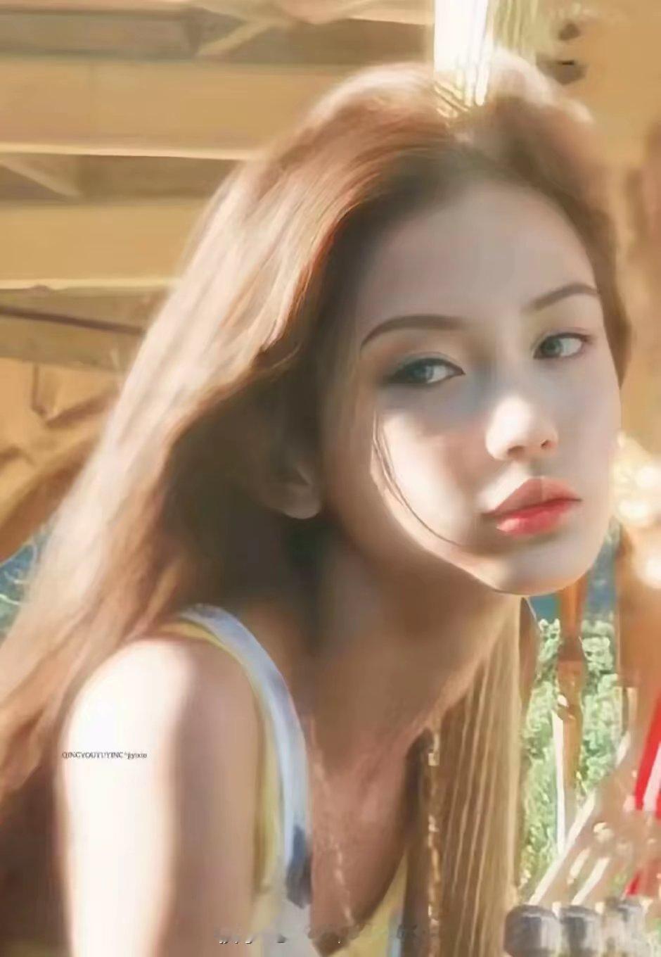 angelababy angelababy 时间予我千万种满心欢喜，沿途逐枝怒放
