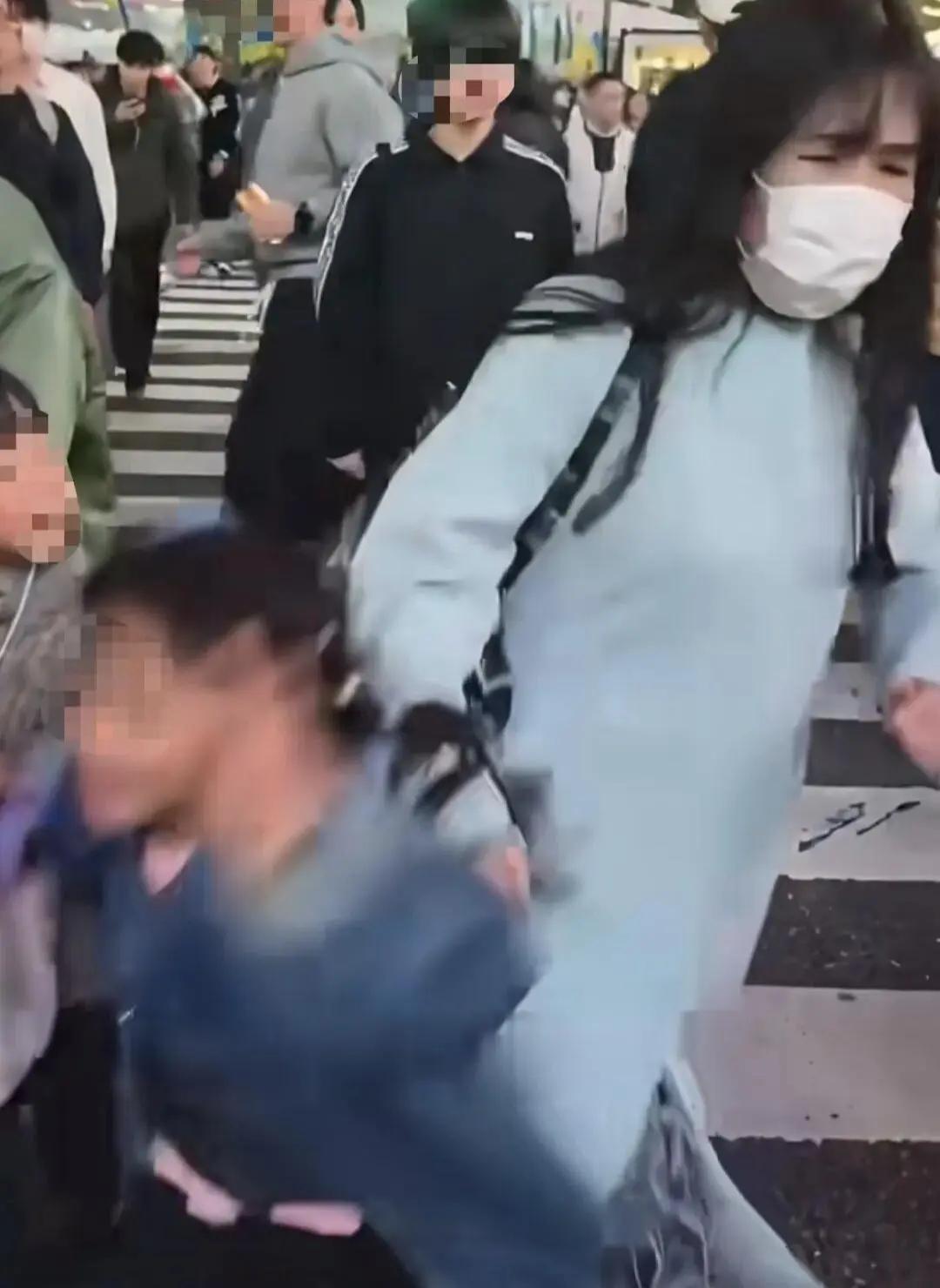 日本突然出现“撞人族”？中国人为何被提醒提高警惕，背后真相远没有表面那么简单！