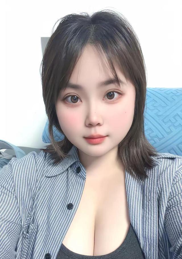 别再被“白幼瘦”洗脑了，珠圆玉润才是真的香。现在的网红审美太卷，为了瘦天天吃草真