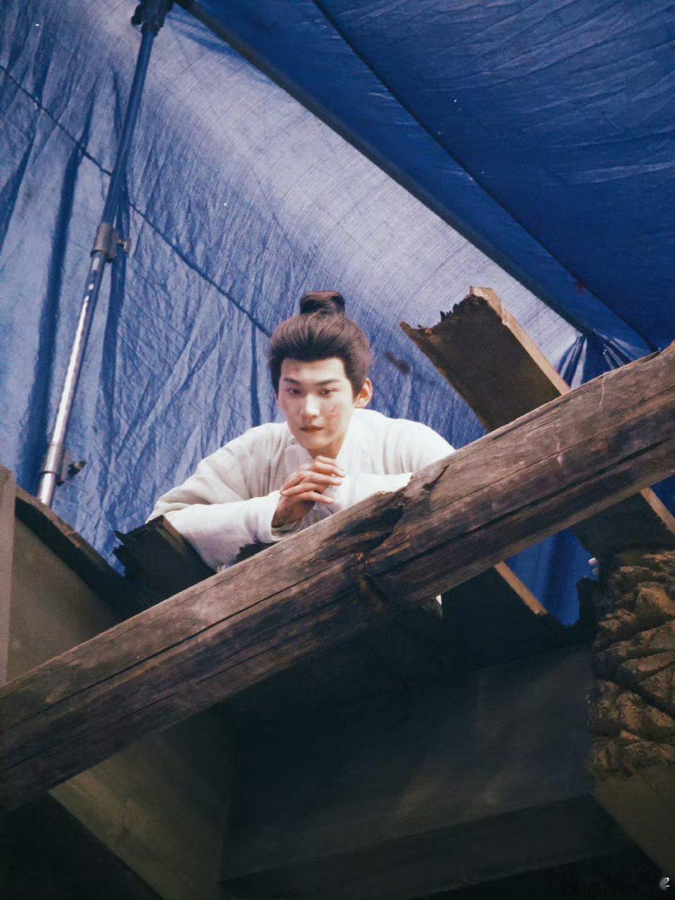 周柯宇杀青恭喜柯宇顺利杀青！期待你用心塑造的张大人，相信一定会给我们带来惊喜！演