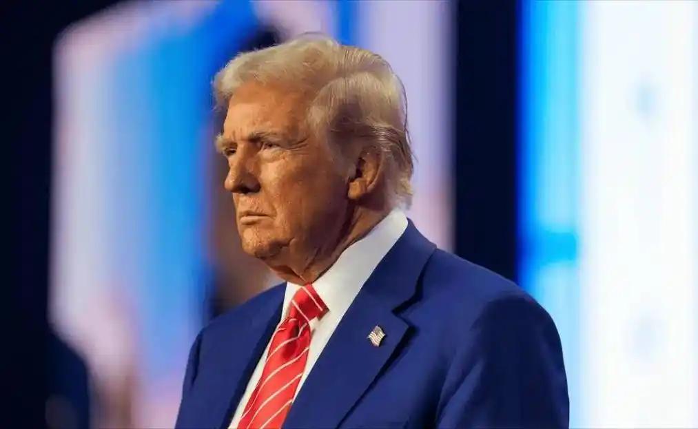 特朗普把中国讨论的美国衰落，全甩给了拜登政府，特朗普访华期间专门发长文回应“美国