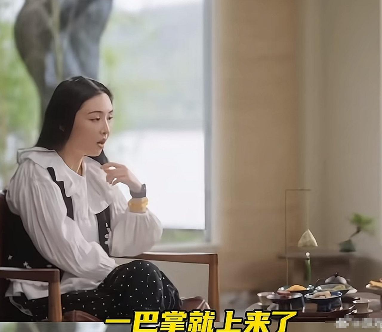好好一个孩子在外被狗咬了，

哭着回家想找个依靠，没等来半句心疼先结结实实挨了父