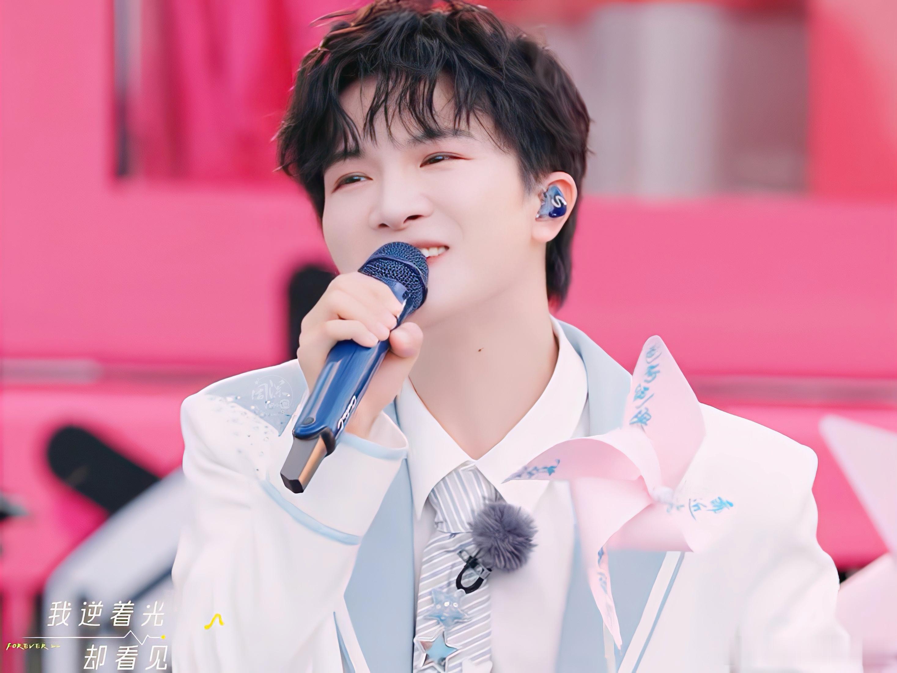 周深 ✨️周深反深代词实体专辑 ✨️周深2026深深的巡回演唱会 【小圈跟米子们