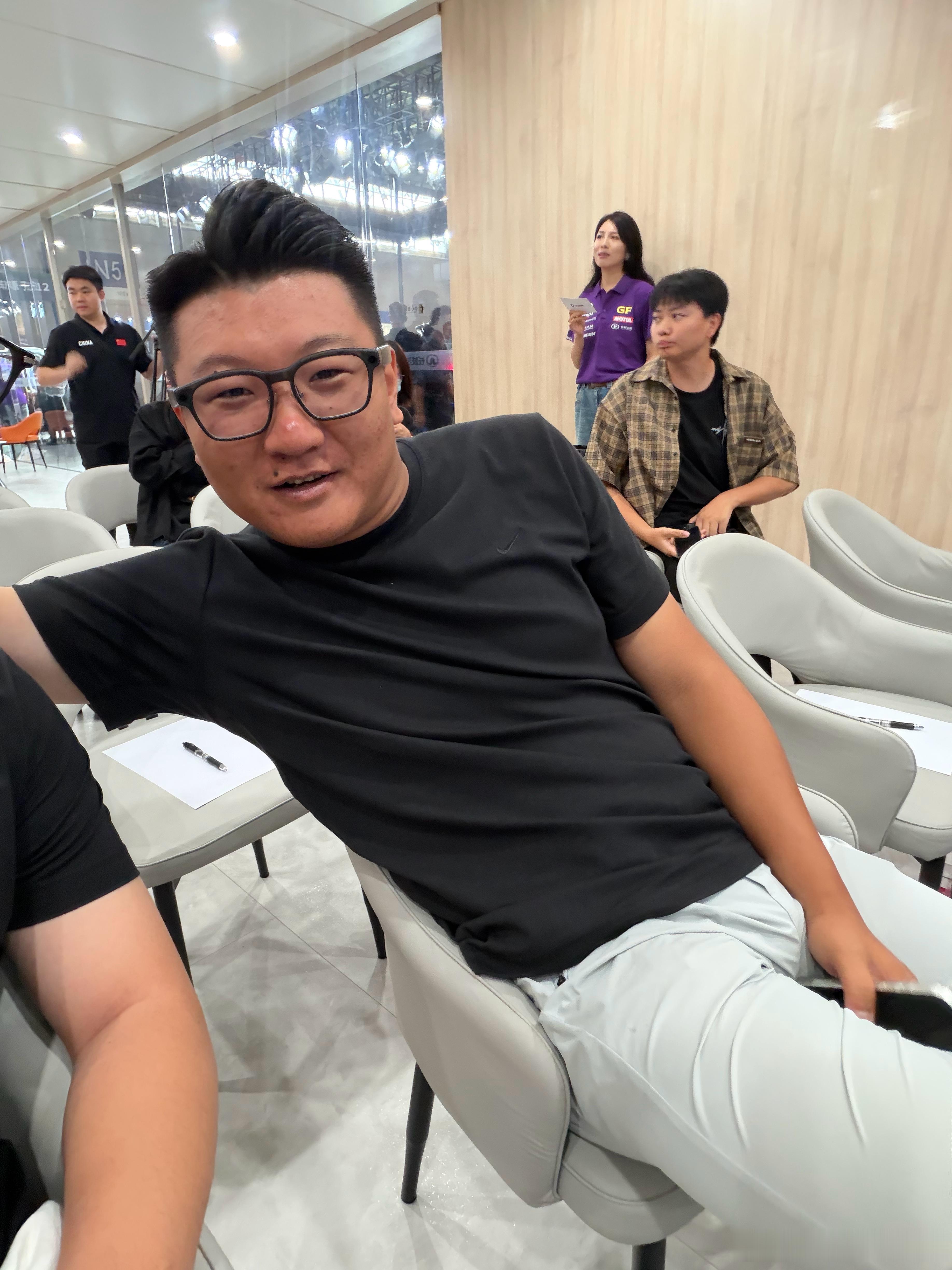社会我豪哥这一块 汽车博主不容易  去了趟环塔两个色了 重庆·重庆国博中心N5展