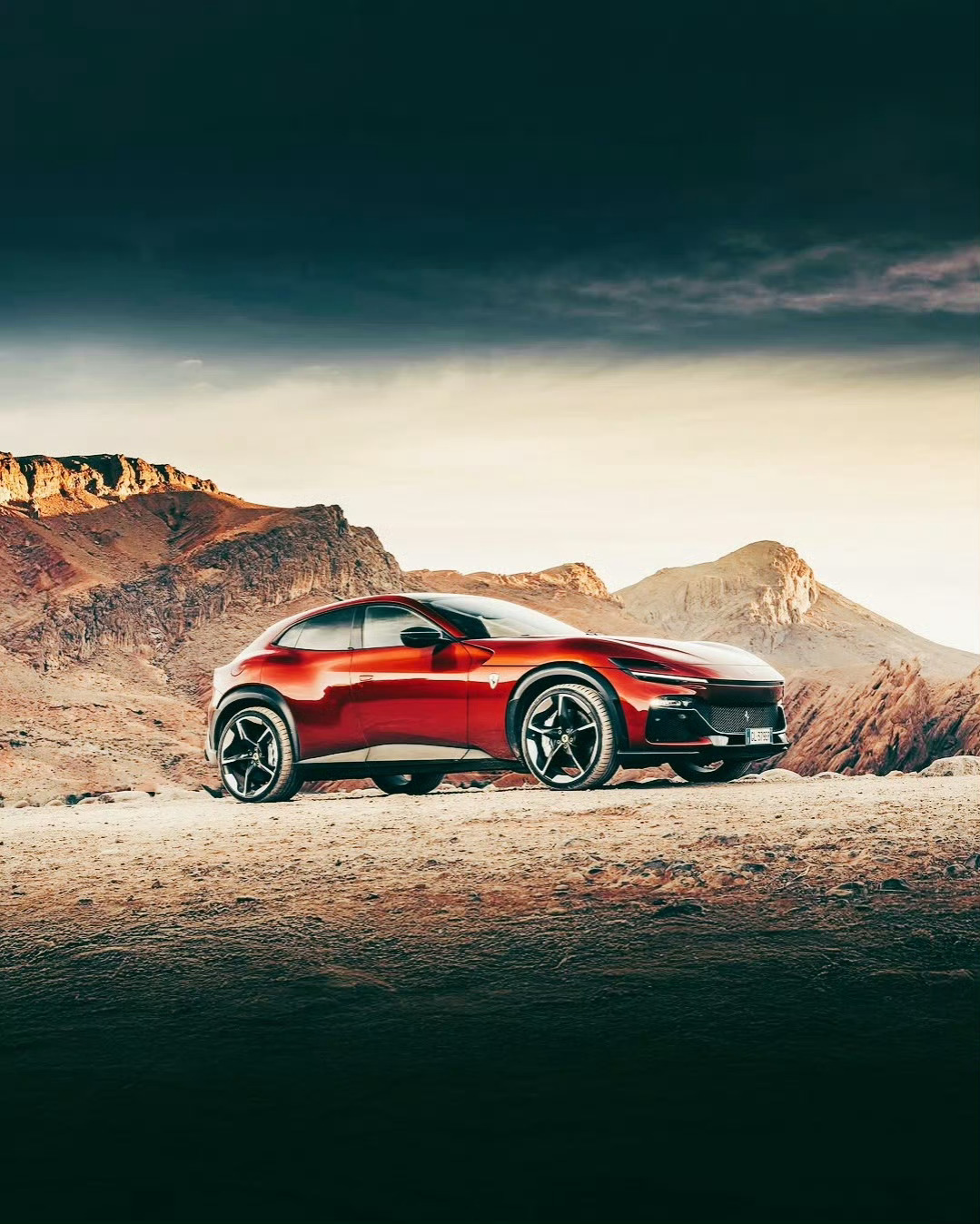 法拉利 Purosangue 