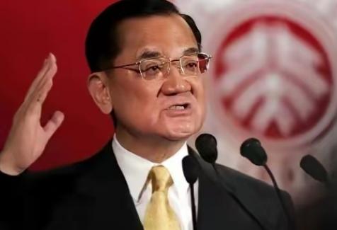 紧要关头，连战出手了！在近期，台湾省内国民党大选，竞争激烈，而在这种紧要关头，连