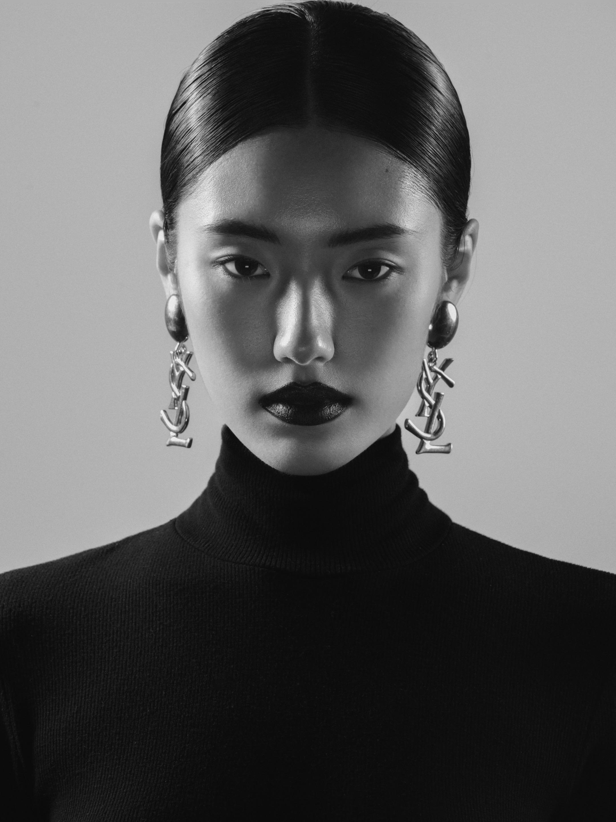 拿三条A 通杀牌 打东南西北中发白。