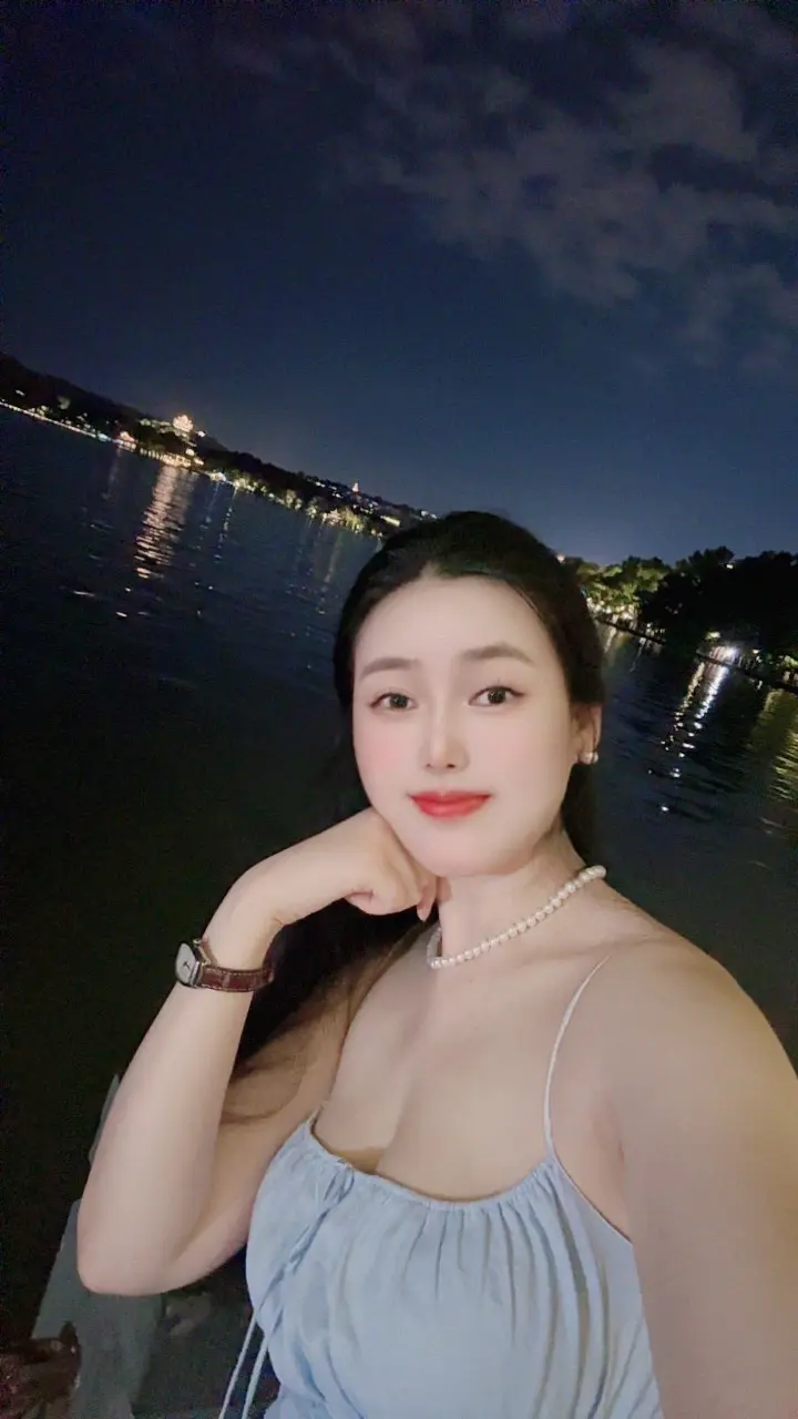 没老公没男朋友，一个人说走就走，就这样也挺好哈