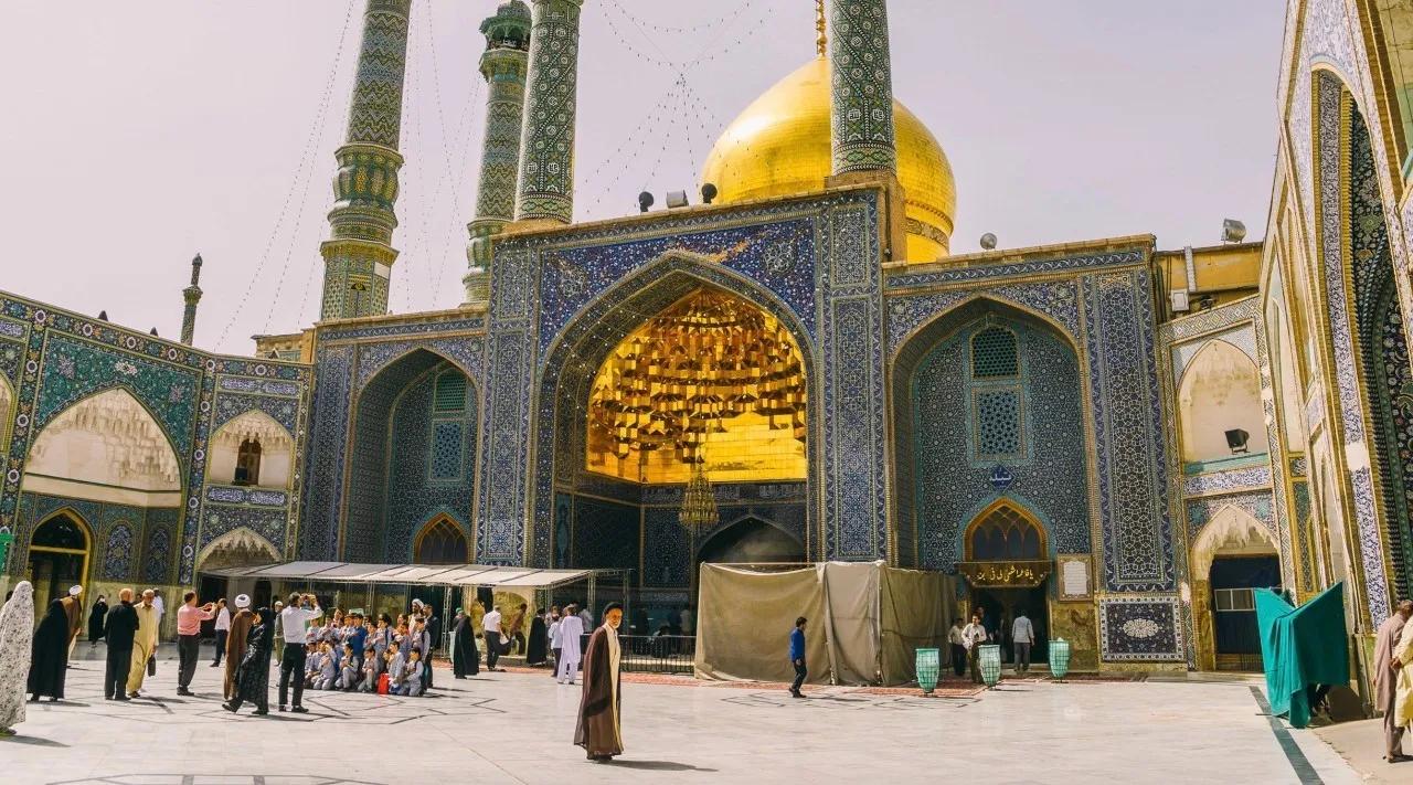 关于伊朗打击老美的几点思考：一，伊朗哪来的弹道导弹打航母技术？不过之前曾宣布有神