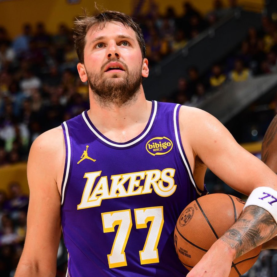 东契奇累计16次技术犯规禁赛一场 NBA官方宣布，东契奇因本赛季累计领到第16次