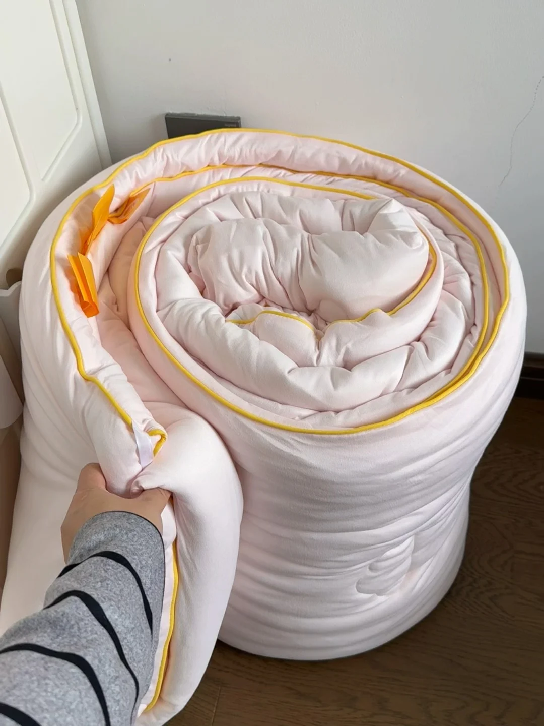 婆婆说！为啥没有给她买一床？