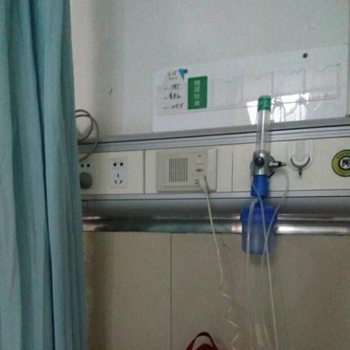 处了2年的男友跪着跟我借40多万，说他妈妈要动大手术，家里实在是没什么钱，我爸妈