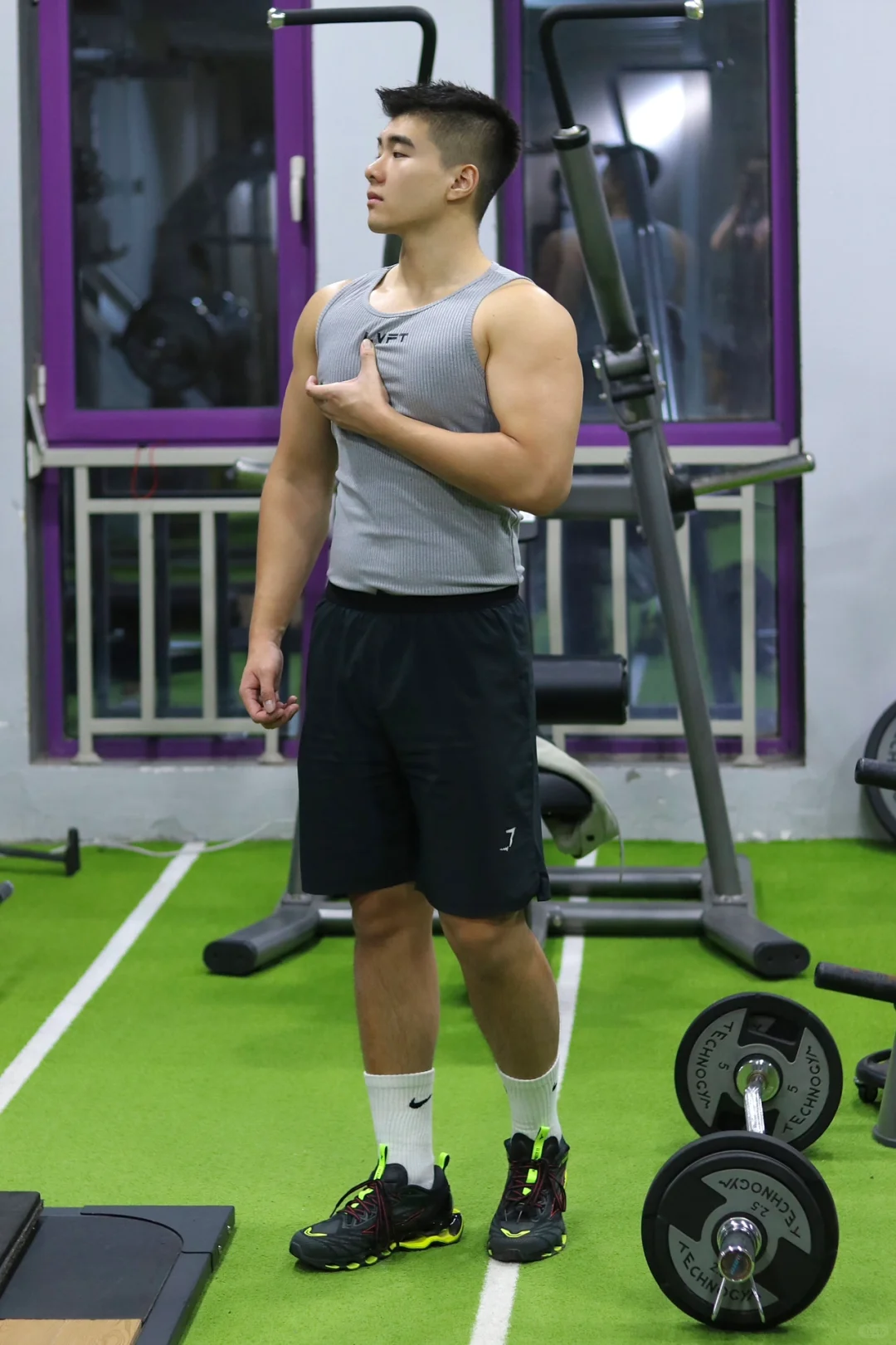 185cm｜80kg 腿粗肉壮的体育老师可以吗