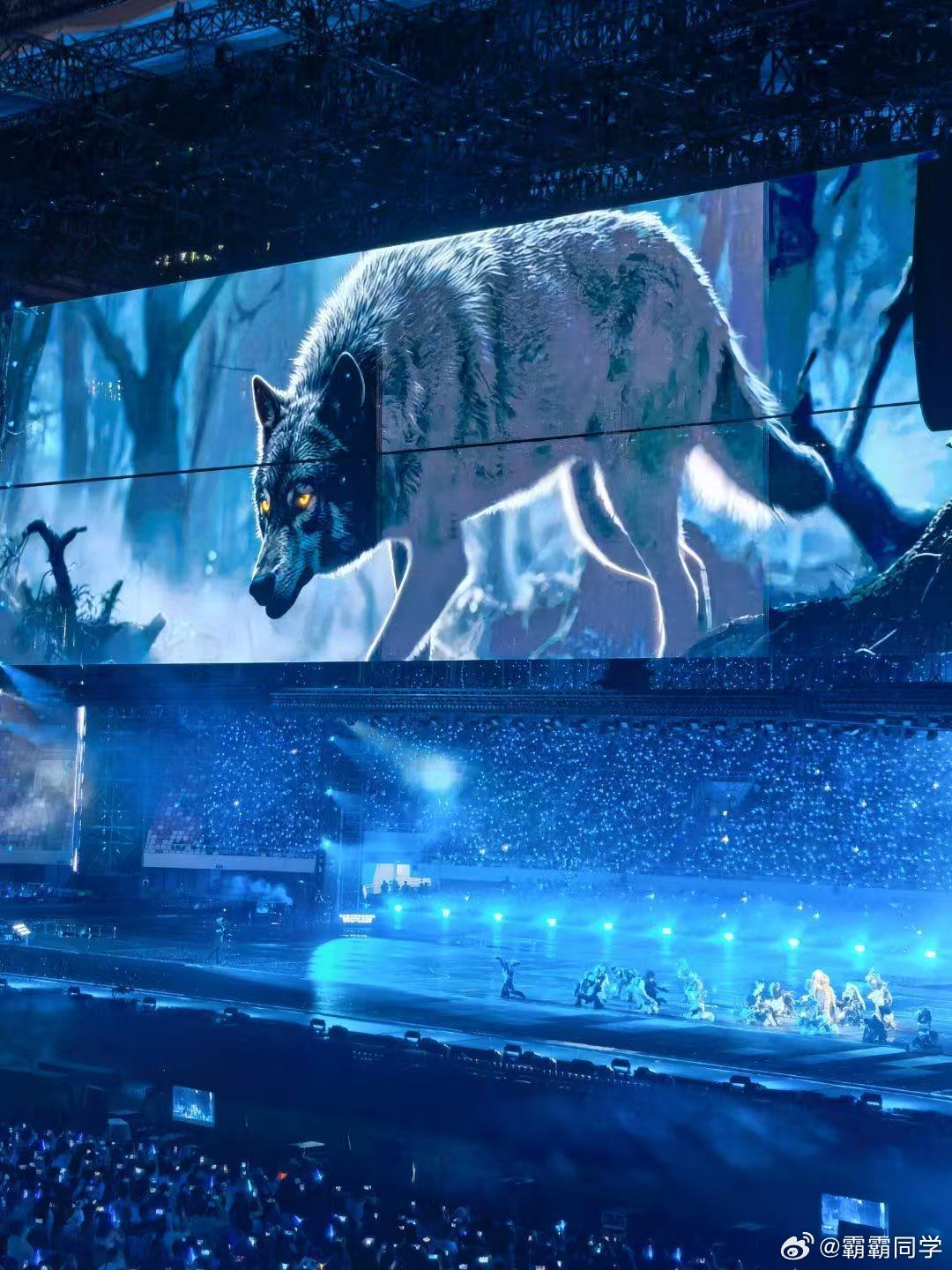 和薛之谦的真诚撞了个满怀粉上薛之谦才明白的事 舞台震撼，为人真诚，事事有回应，件