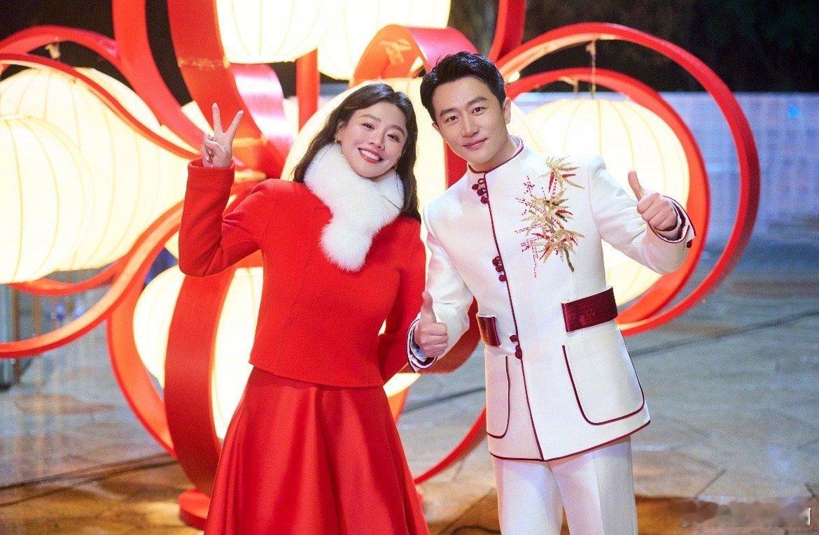 黄轩马思纯13年后还有售后 13年兜兜转转，从电影片场到春晚舞台，和在《合韵满江