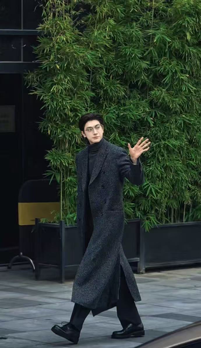 林一敖瑞鹏我统统笑纳了林一敖瑞鹏霸总黑西装 林一、敖瑞鹏我统统笑纳了，咱就说禅总