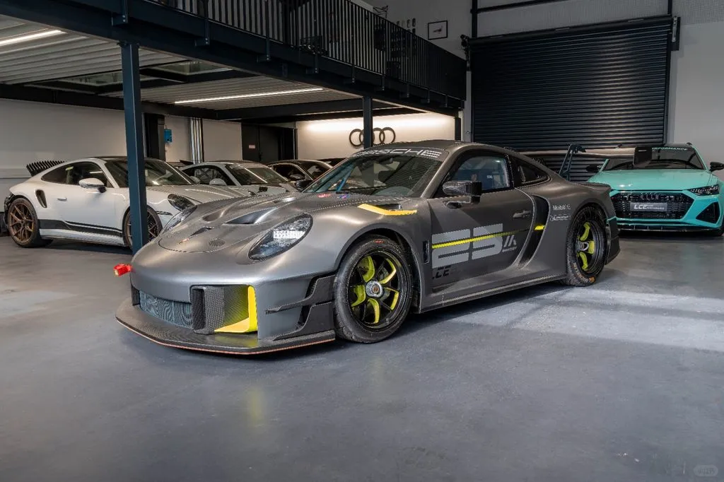 保时捷911 GT2 RS Clubsport 25