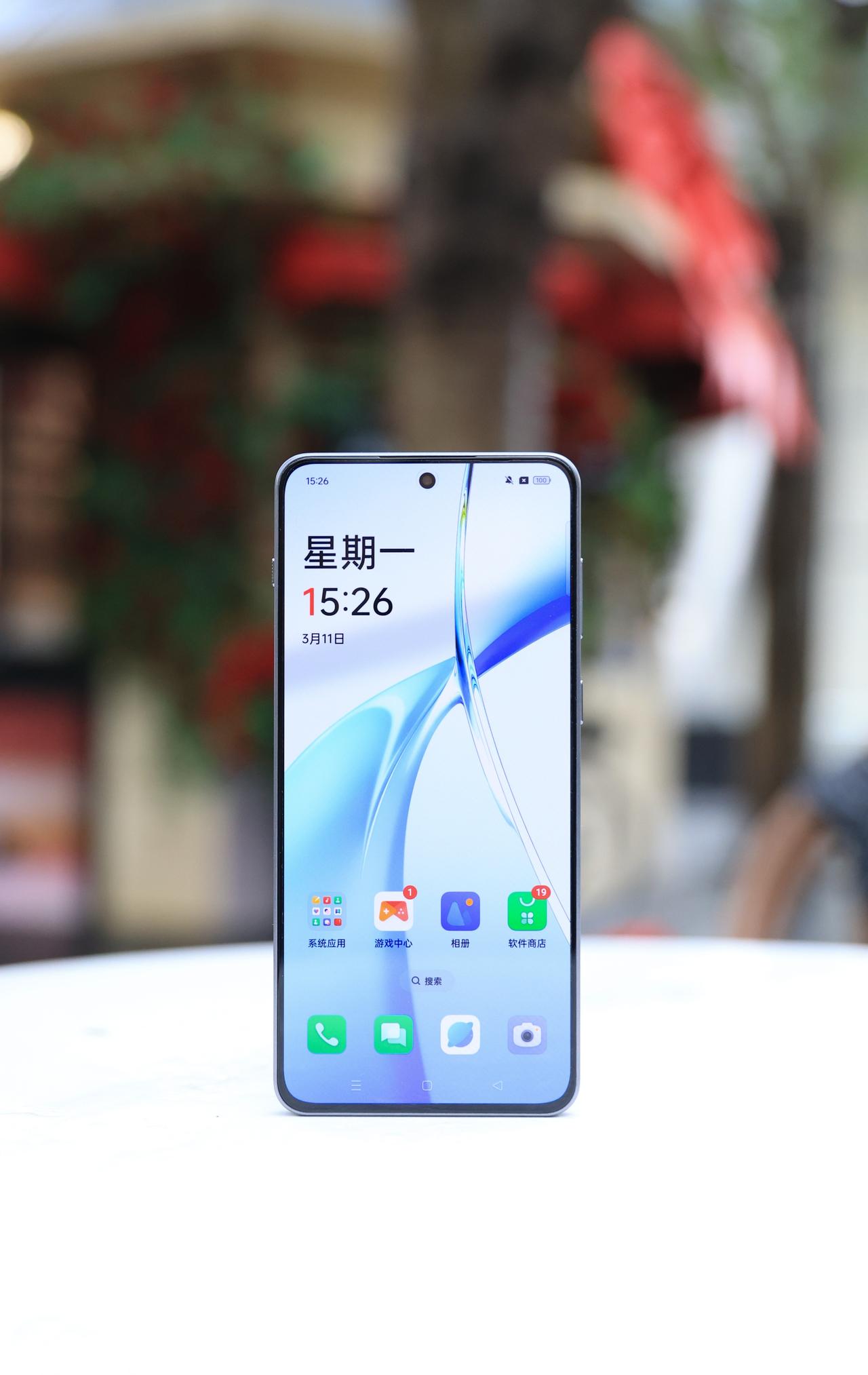【一加宣布全球首发高通最强中端处理器】3月14日，一加科技李杰宣布，一加Ace 