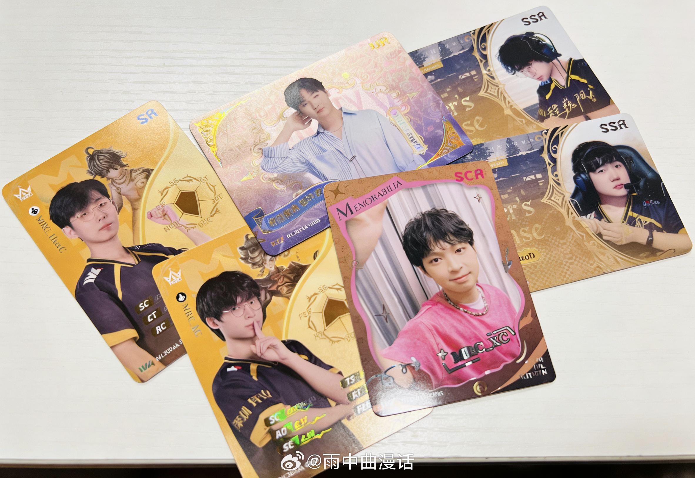 第五人格赛事收藏卡IVL开年欧气抽卡必中拆箱IVL2024秋季赛收藏卡。拿到盒子