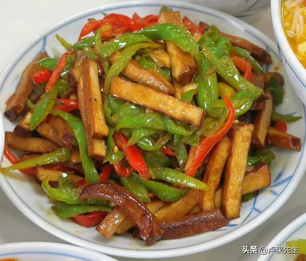 茅山美食探店普通的农家菜，粗茶淡饭，生活也是很有滋有味！