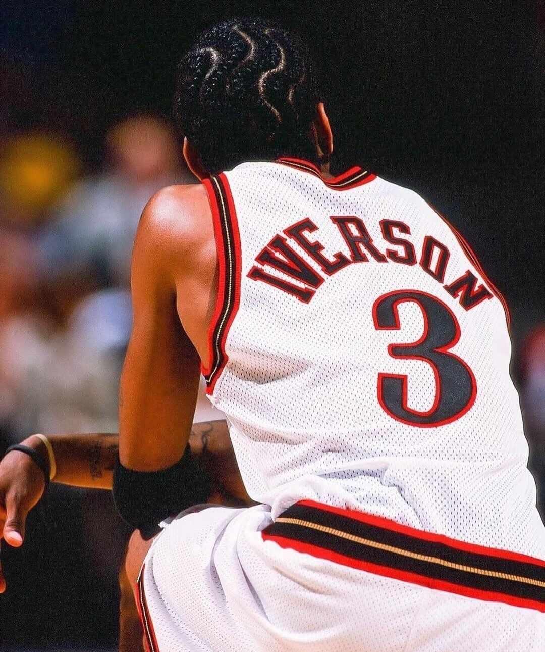 你最喜欢谁的3号球衣？
NBA 聊球俱乐部 艾弗森