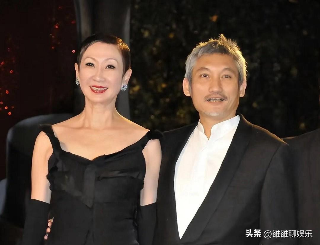 好奇查了一下施南生的恋爱经历，真的吓我一大跳。

施南生在认识徐克之前，是电视台