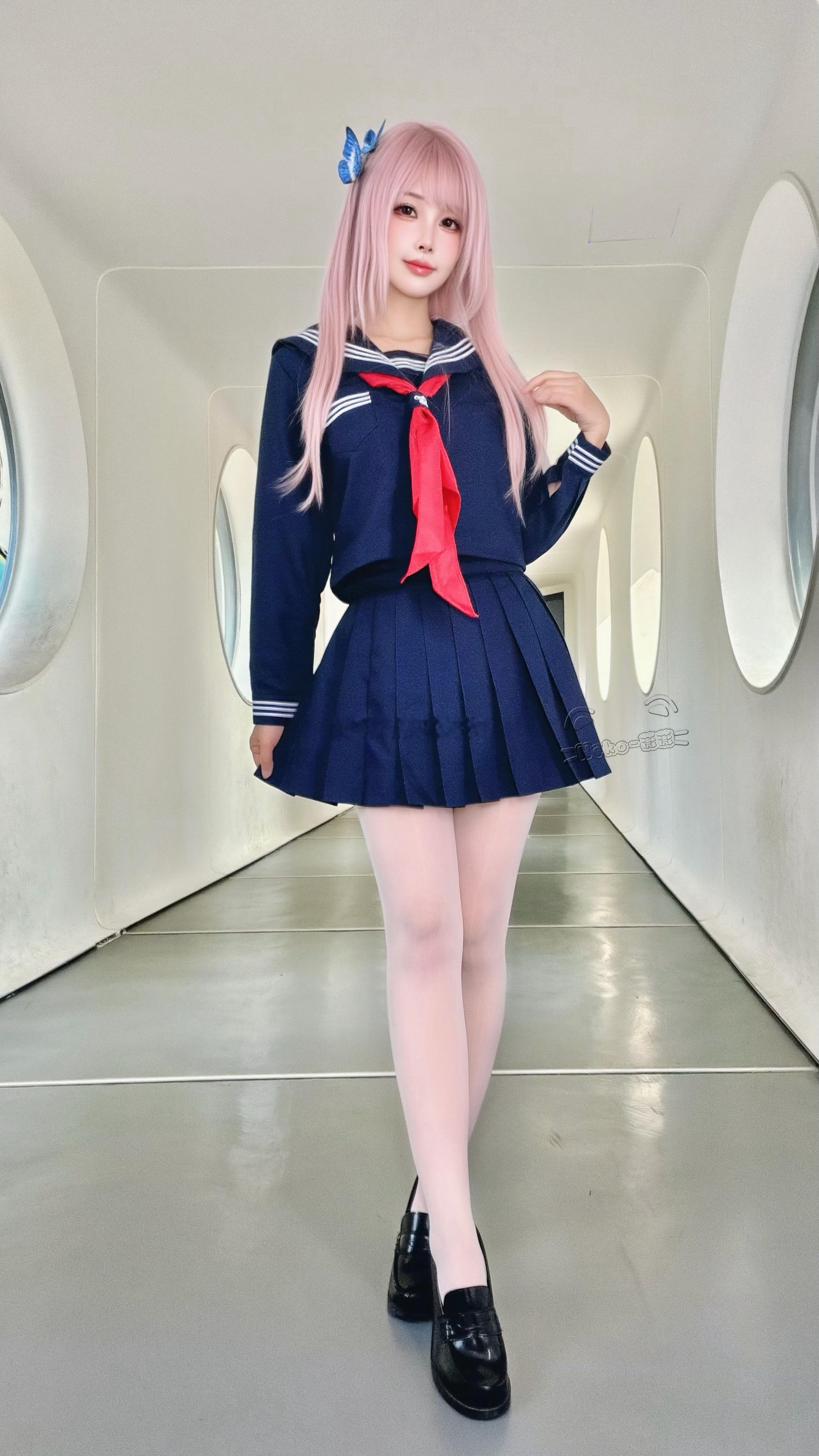 Neko_薇薇我和三坑的日常二次元cos大赏 论粉发与jk的适配度衣衣：
