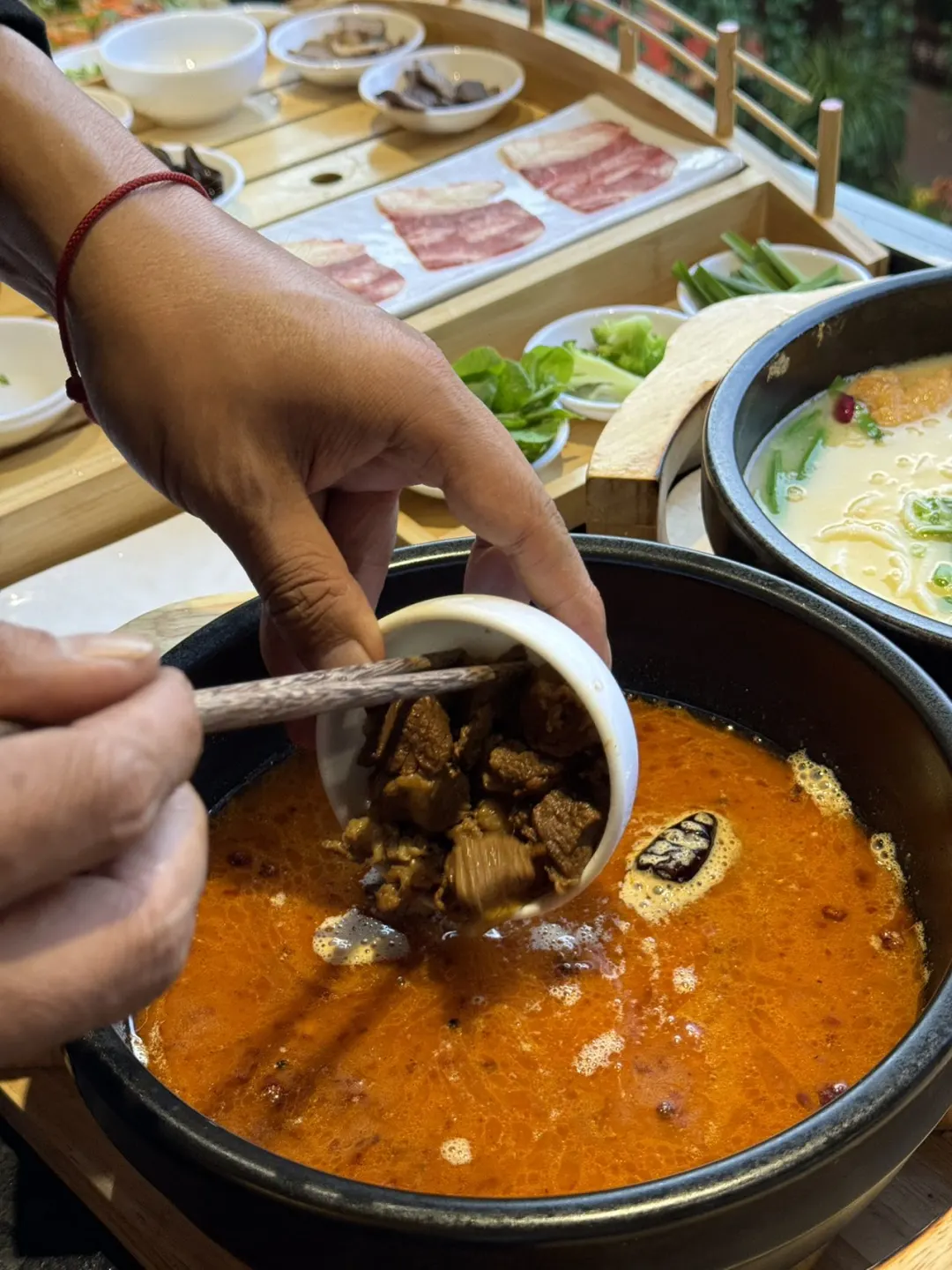 在丽江，吃米线还得是他家……