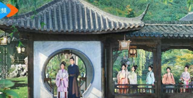 爆款标题来了：《兰香如故》收视第一却差评一片？谭松韵新剧开场