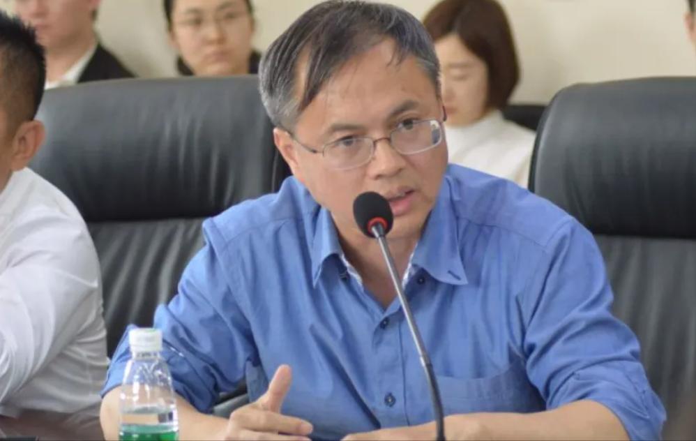 人口专家早前就指出：无论放开几胎，中国人口仍将快速萎缩，未来十年新增人口恐怕跌破