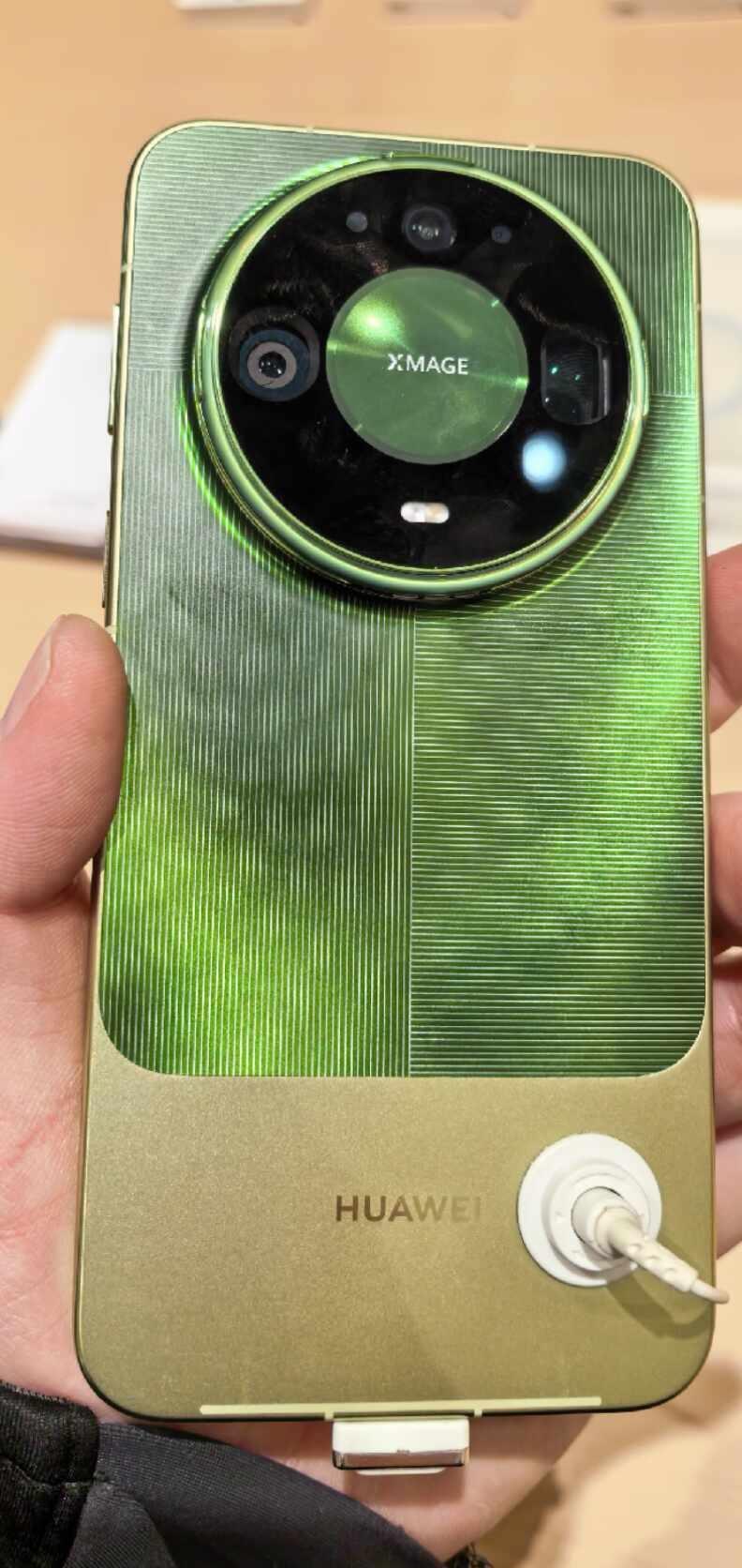 体验完华为mate90pm典藏版了
我的看法：没有不好的商品，只有不合适的价格。