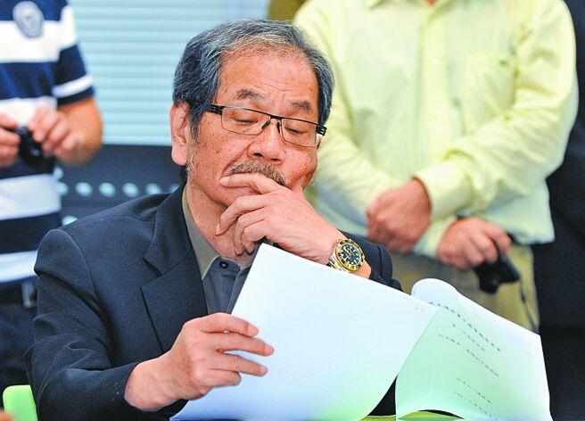 国民党王鸿薇7日质疑，徐佳青请辞，以及近期民进党台北市长参选人沈伯洋在毒品议题上